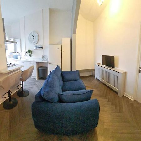 Entire 2 Bed Flat On 3Rd Floor Near City Centre & Stadium Кардифф Экстерьер фото